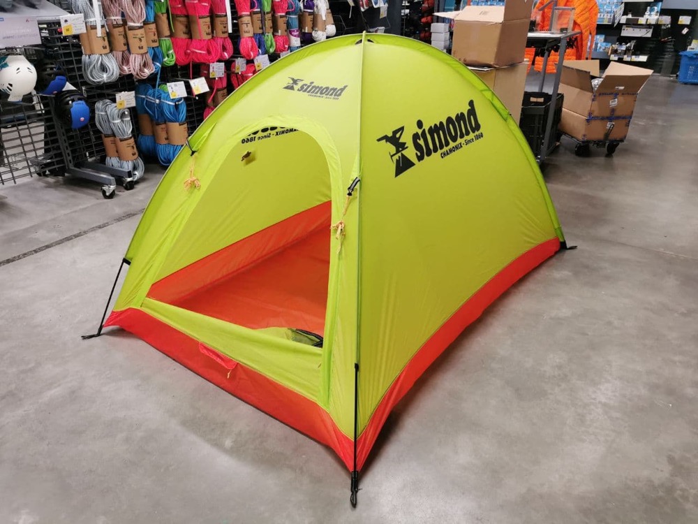 Abri] Tente Makalu Assault tent Simond / D4 (280€) 1007g / Découvertes et  tests de matériels légers / Le forum de la randonnée légère ou ultra-légère  !